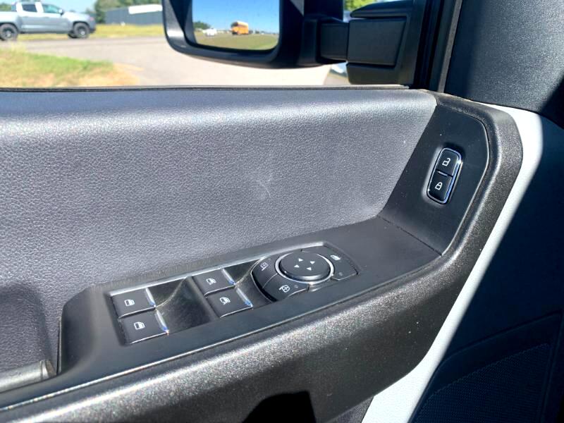 Ford F-350 SD XL Crew Cab Long Bed DRW 4WD 2024