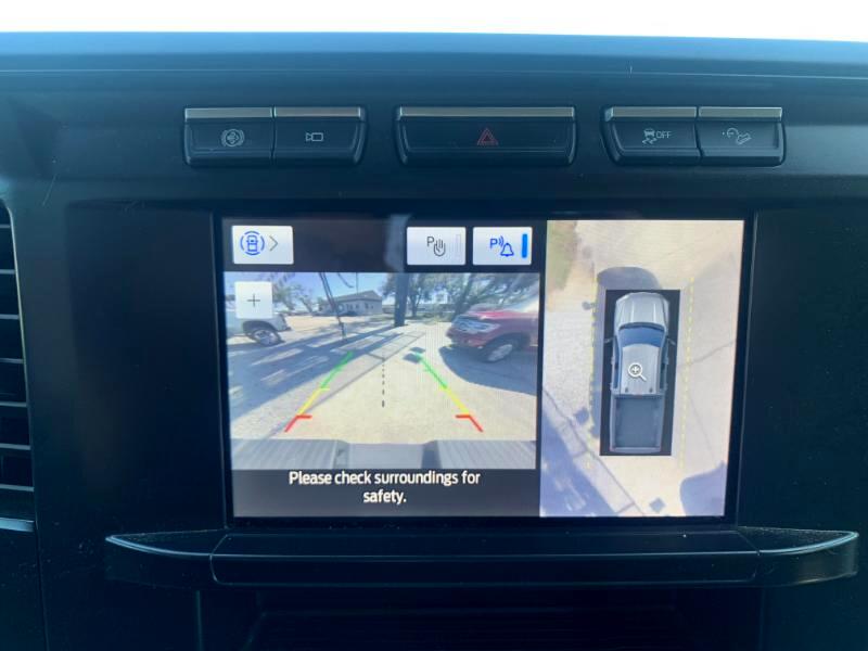 Ford F-350 SD XL Crew Cab Long Bed DRW 4WD 2024