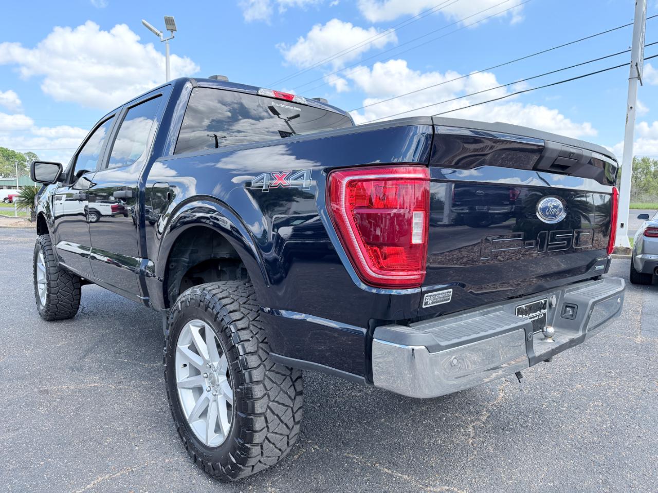 Ford F-150 XLT 4WD SuperCrew 5.5' Box 2023