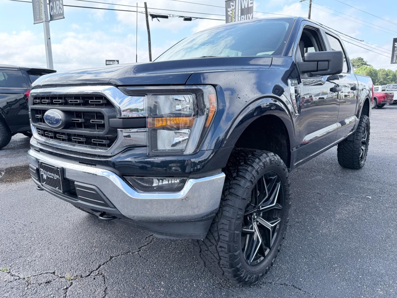 Ford F-150 XLT 4WD SuperCrew 5.5' Box 2023