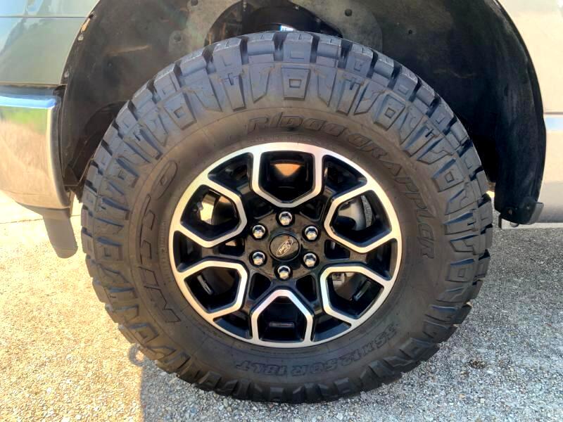 Ford F-150 XLT SuperCrew 5.5-ft. Bed 4WD 2023