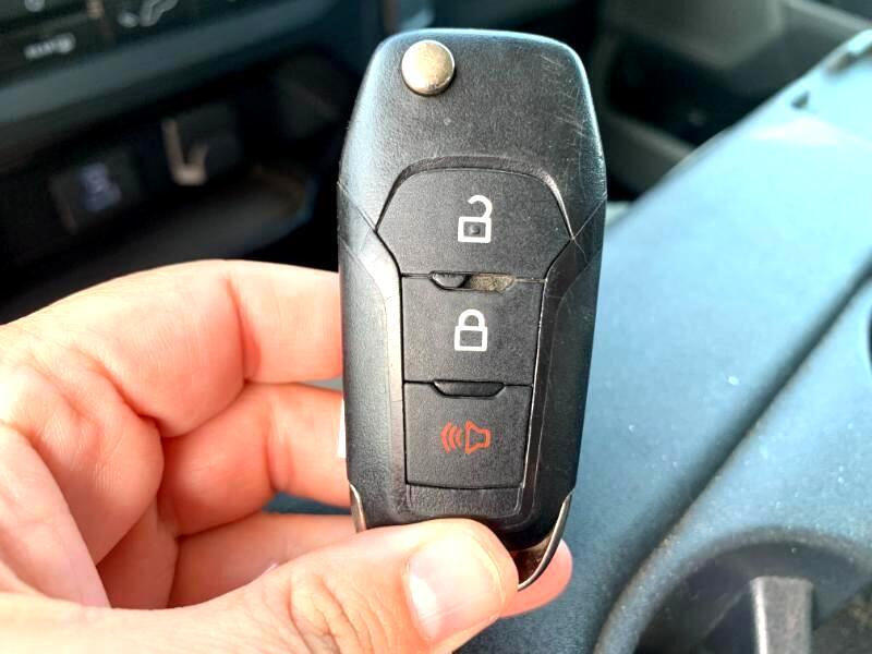 Ford F-150 XLT SuperCrew 5.5-ft. Bed 4WD 2023