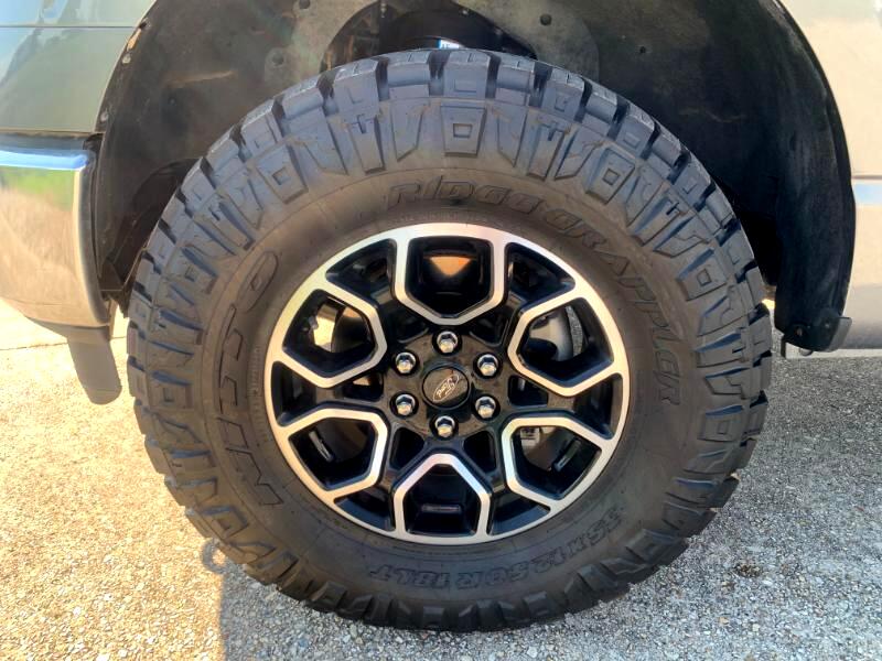 Ford F-150 XLT SuperCrew 5.5-ft. Bed 4WD 2023