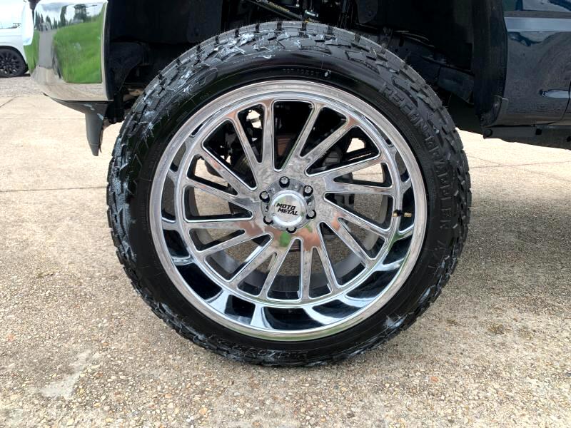 Ford F-150 XLT SuperCrew 5.5-ft. Bed 4WD 2023