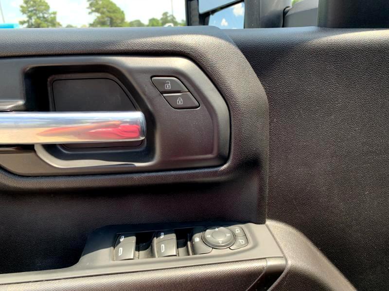 Chevrolet Silverado 2500HD Work Truck Crew Cab Short Box 4WD 2024