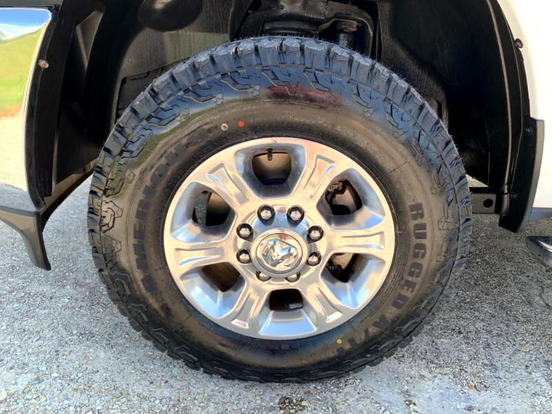 RAM 2500 Tradesman Crew Cab SWB 4WD 2022