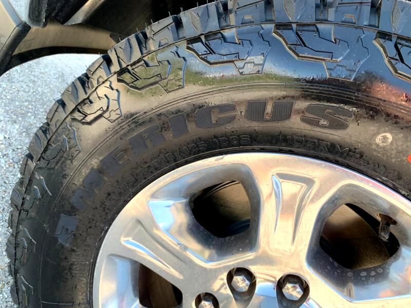 RAM 2500 Tradesman Crew Cab SWB 4WD 2022