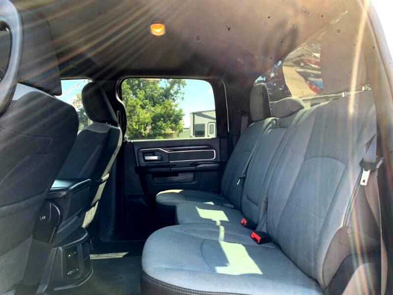 RAM 2500 Tradesman Crew Cab SWB 4WD 2022