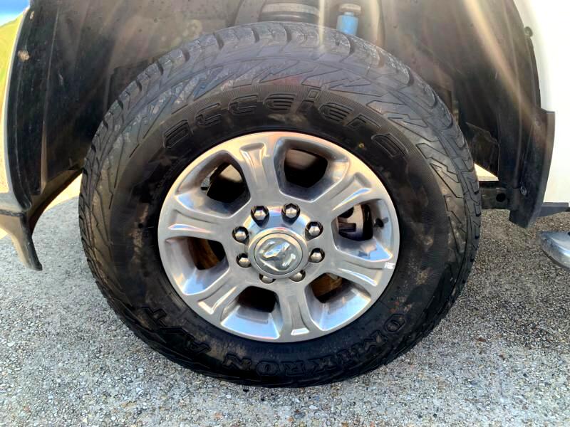 RAM 2500 Tradesman Crew Cab SWB 4WD 2024