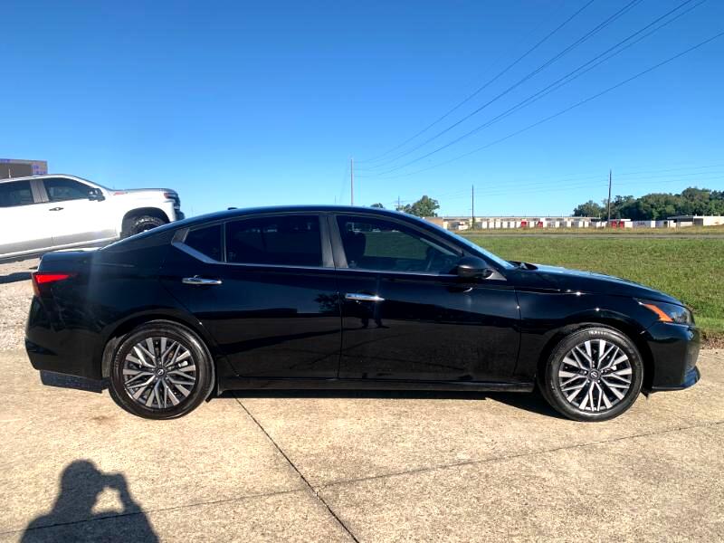 Nissan Altima 2.5 SV 2024