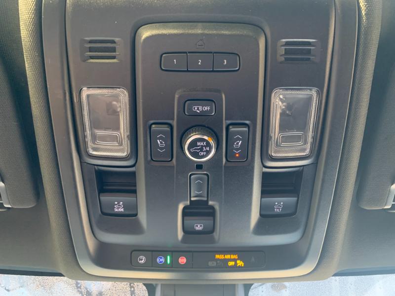 GMC Yukon Denali 2WD 2021