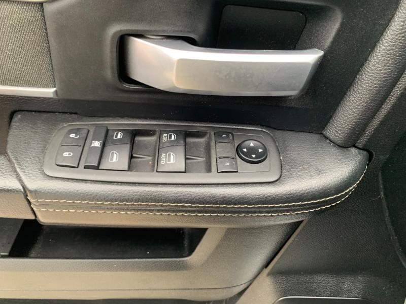 RAM 2500 Tradesman Crew Cab SWB 4WD 2022