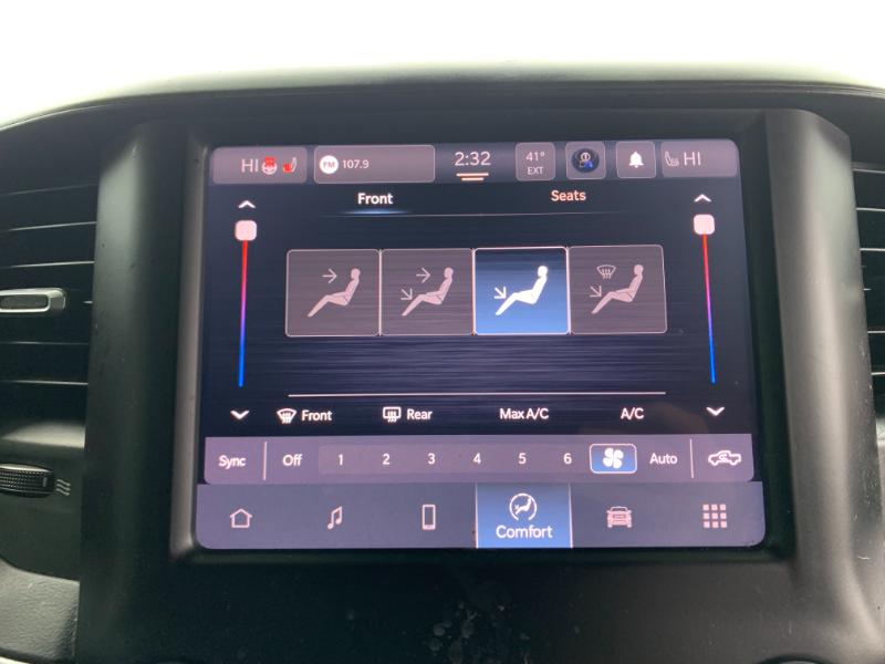 RAM 2500 Tradesman Crew Cab SWB 4WD 2022