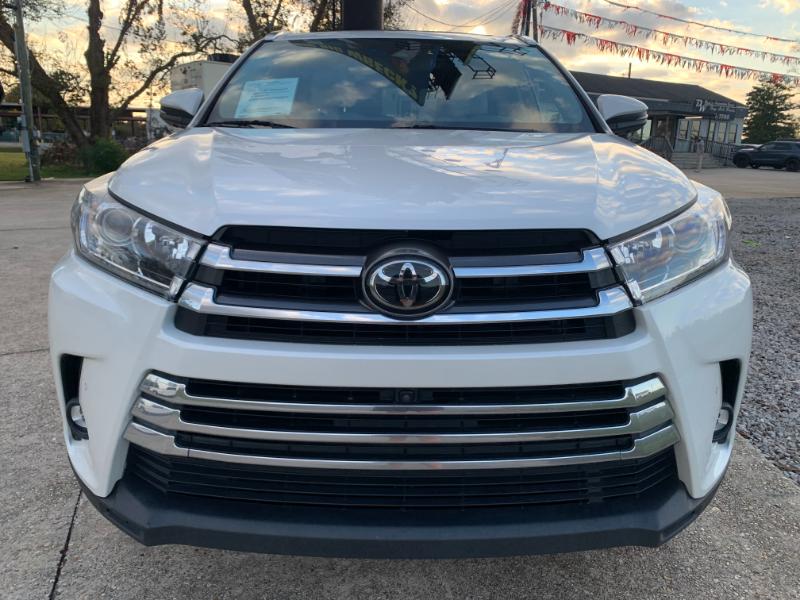 Toyota Highlander Limited FWD V6 2019