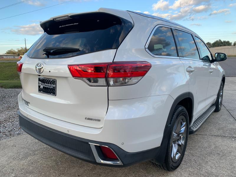 Toyota Highlander Limited FWD V6 2019