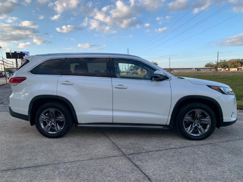 Toyota Highlander Limited FWD V6 2019