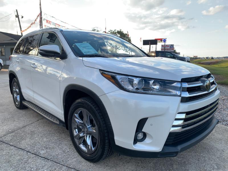 Toyota Highlander Limited FWD V6 2019