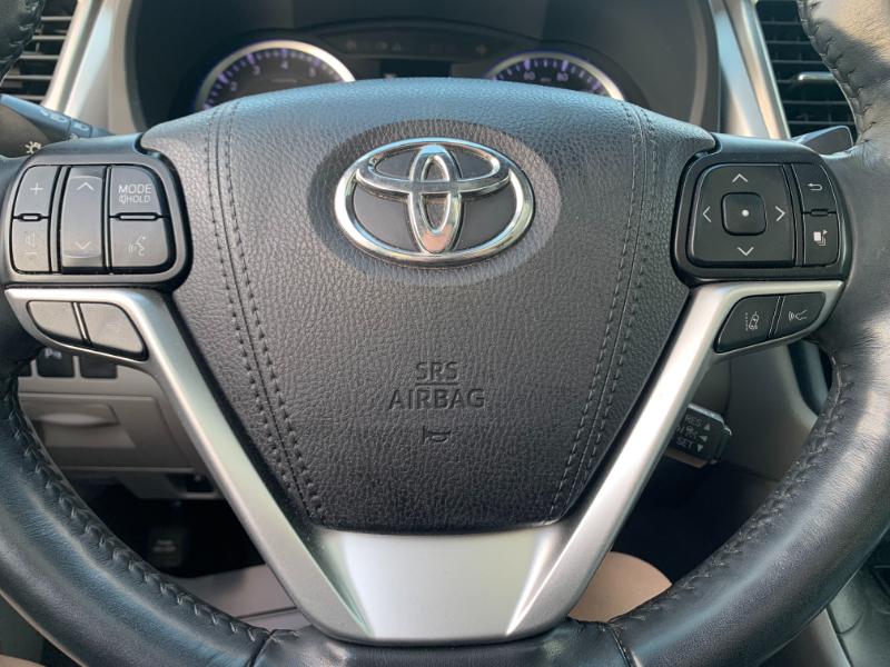 Toyota Highlander Limited FWD V6 2019