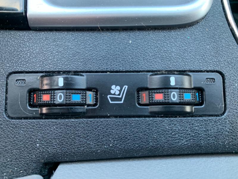 Toyota Highlander Limited FWD V6 2019