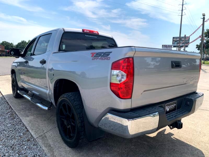 Toyota Tundra SR5 5.7L V8 FFV CrewMax 2WD 2017