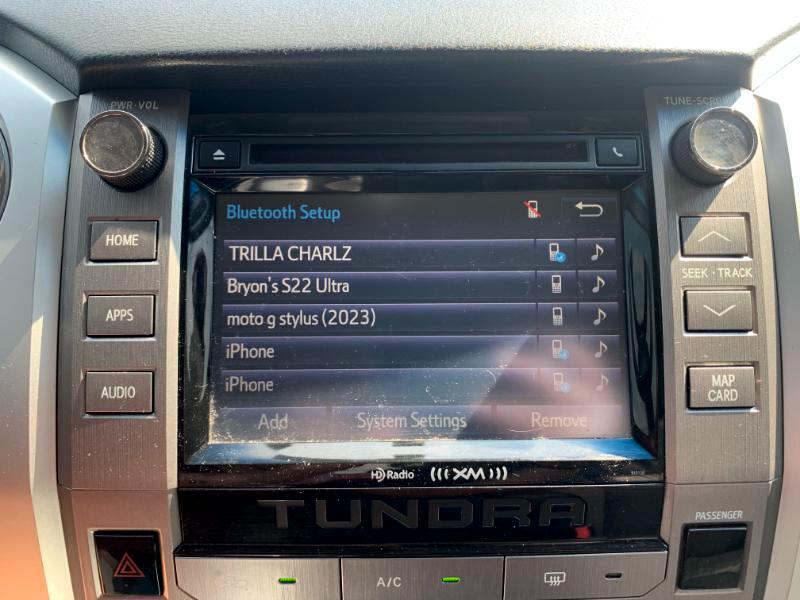 Toyota Tundra SR5 5.7L V8 FFV CrewMax 2WD 2017