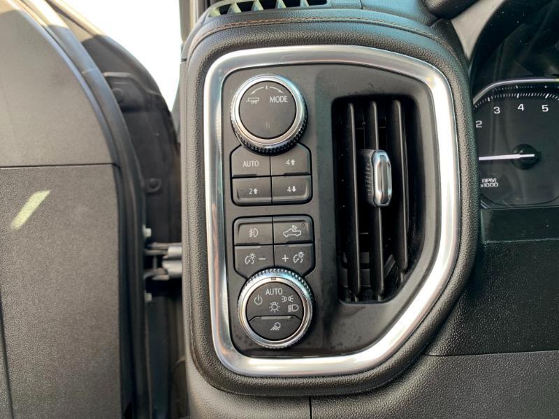 GMC Sierra 1500 AT4 Crew Cab Long Box 4WD 2021