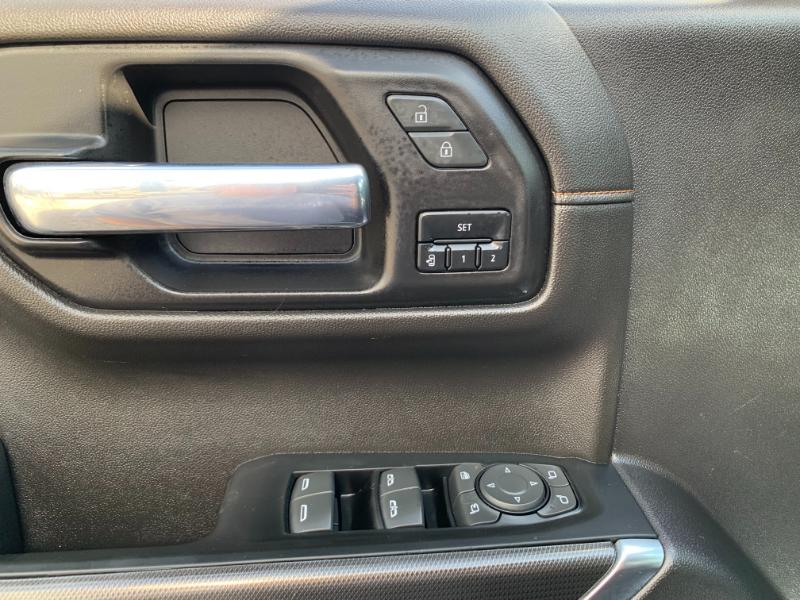 GMC Sierra 1500 AT4 Crew Cab Long Box 4WD 2021