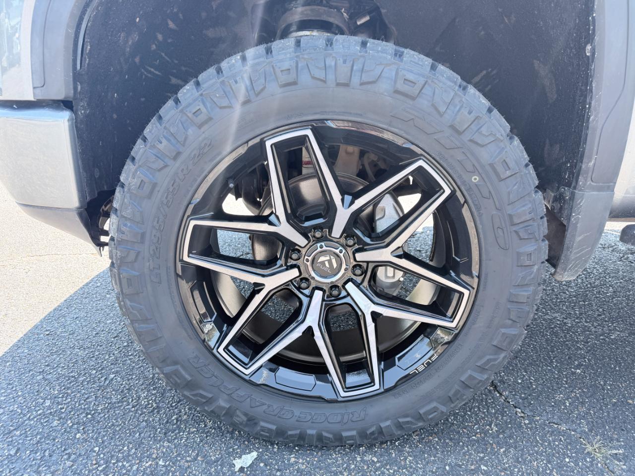 GMC Sierra 1500 4WD Crew Cab 147" AT4 2021