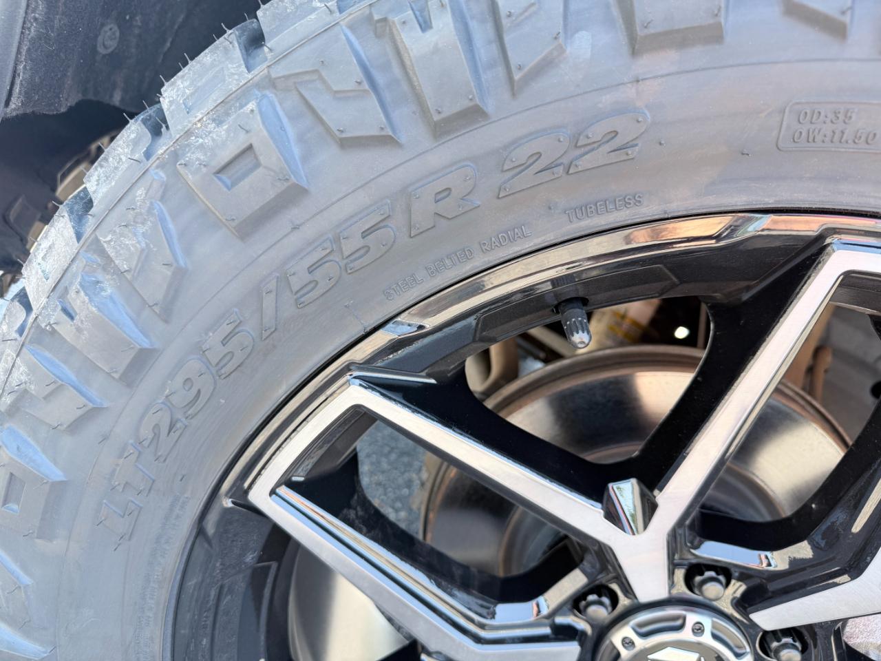 GMC Sierra 1500 4WD Crew Cab 147" AT4 2021