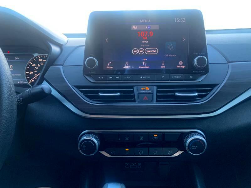 Nissan Altima 2.5 SV 2024