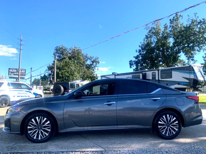 Nissan Altima 2.5 SV 2024