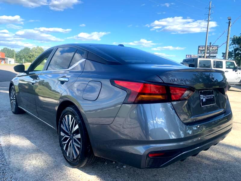 Nissan Altima 2.5 SV 2024