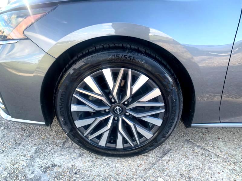 Nissan Altima 2.5 SV 2024