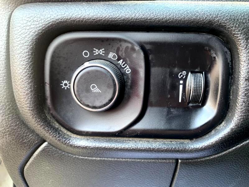 RAM 2500 Tradesman Crew Cab LWB 4WD 2022