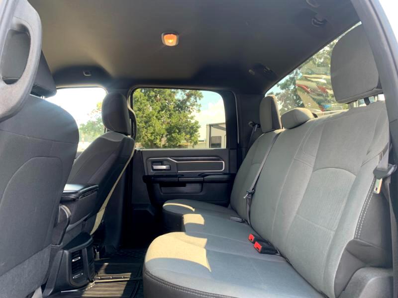 RAM 2500 Tradesman Crew Cab LWB 4WD 2022