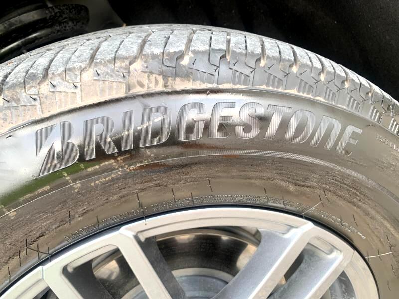 GMC Acadia Elevation 2025