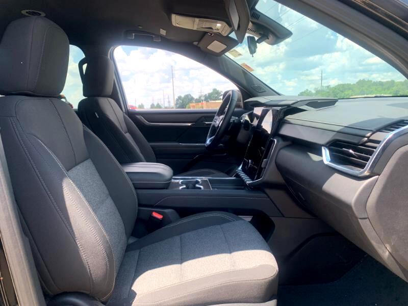 GMC Acadia Elevation 2025