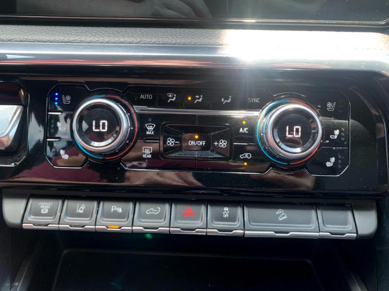 GMC Sierra 2500HD Denali Crew Cab 4WD SB 2024