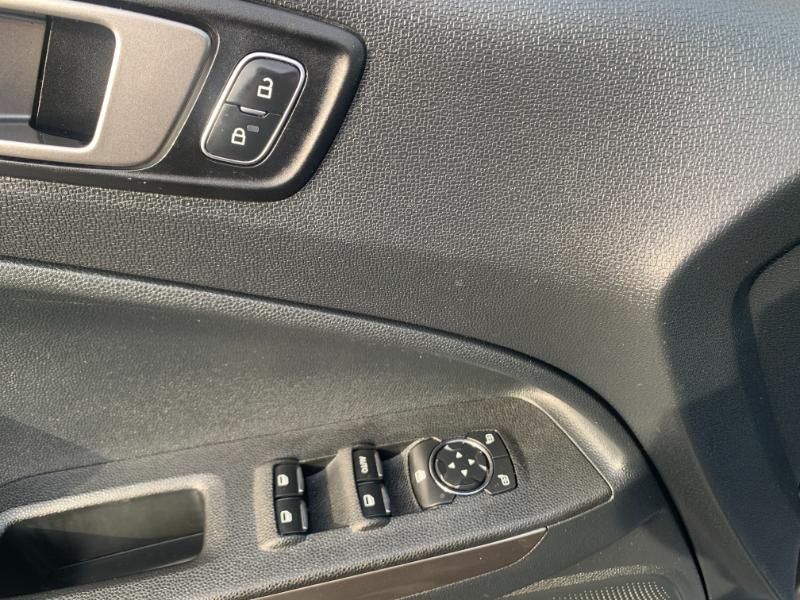 Ford EcoSport SE 2021