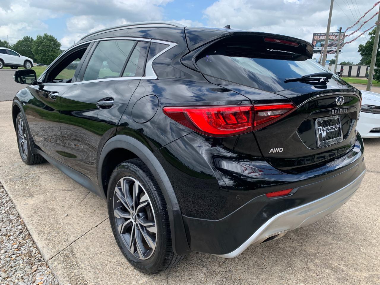 Infiniti QX30 Premium AWD 2018