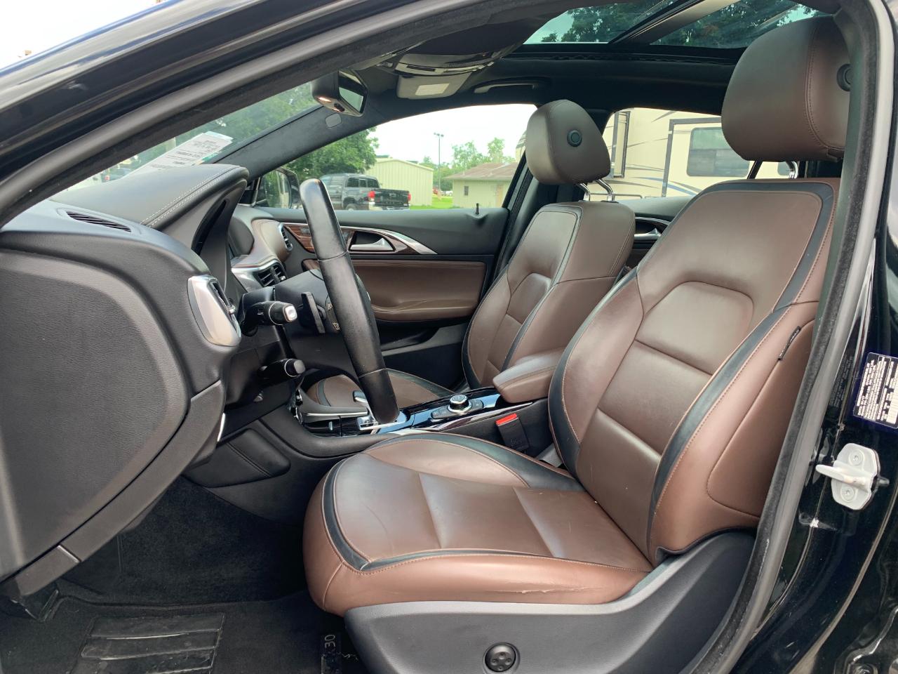 Infiniti QX30 Premium AWD 2018