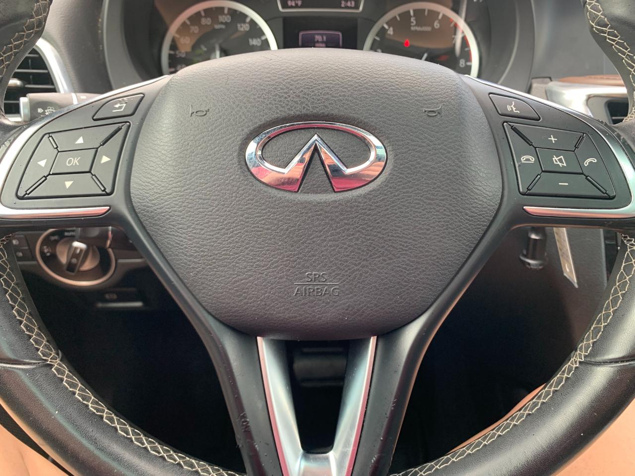 Infiniti QX30 Premium AWD 2018