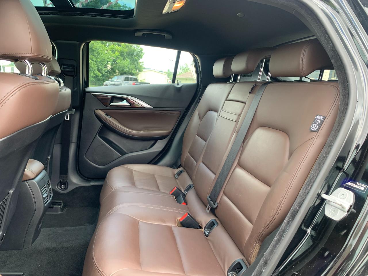 Infiniti QX30 Premium AWD 2018