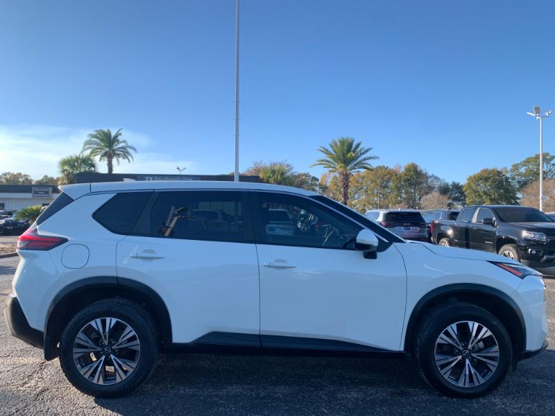 Nissan Rogue SV 2023