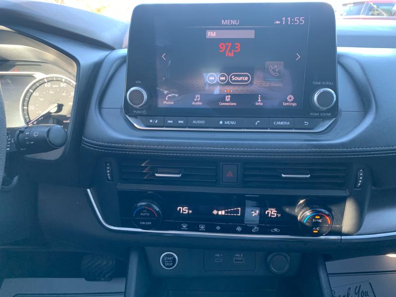 Nissan Rogue SV 2023