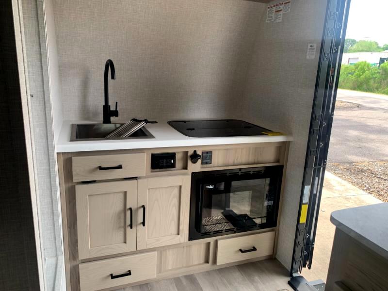 Forest River Unknown  2023