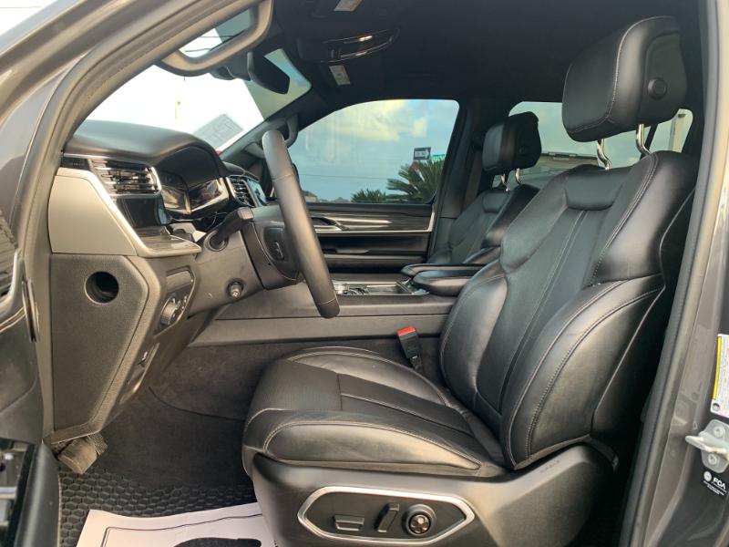 Jeep Wagoneer Series II 2022