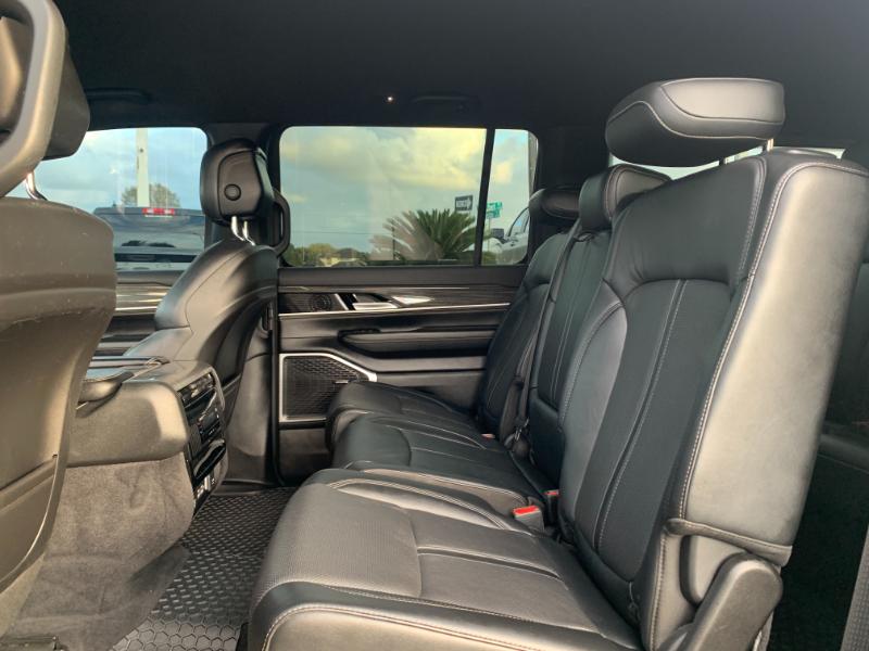 Jeep Wagoneer Series II 2022