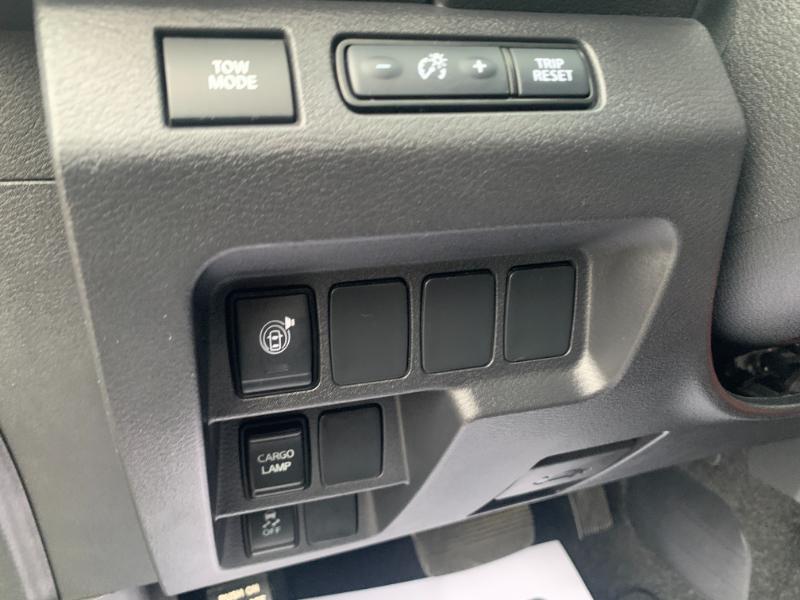 Nissan Frontier S Crew Cab 2WD 2023