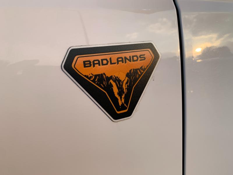 Ford Bronco Base 2-Door w/Advanced 2023